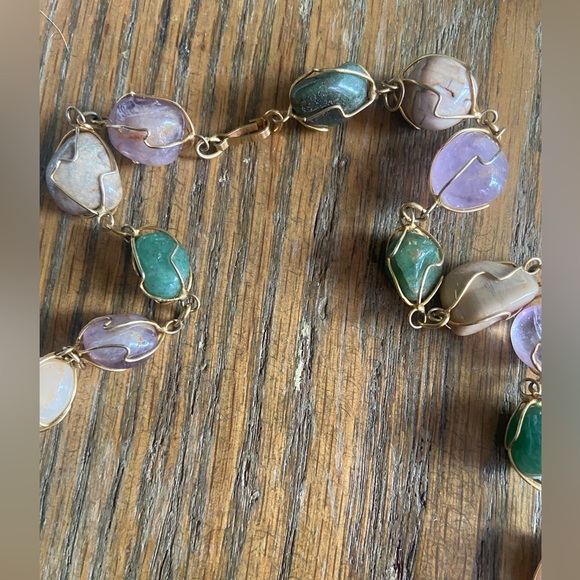 Beautiful natural stone necklace 14.5” - Picture 3 of 4